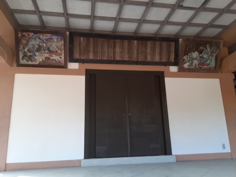 幡羅八幡神社　本殿横の建物
